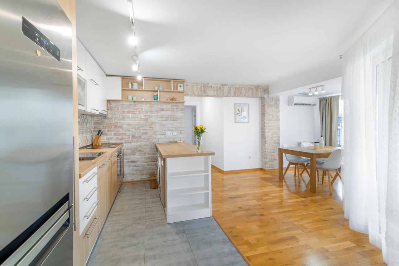 Exclusive Apartment Studentski Grad Szófia Kültér fotó