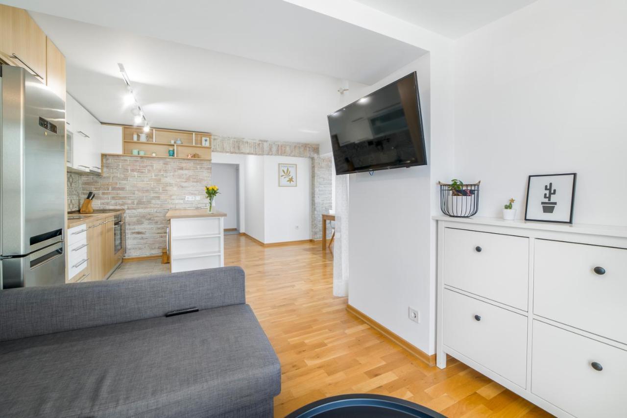 Exclusive Apartment Studentski Grad Szófia Kültér fotó